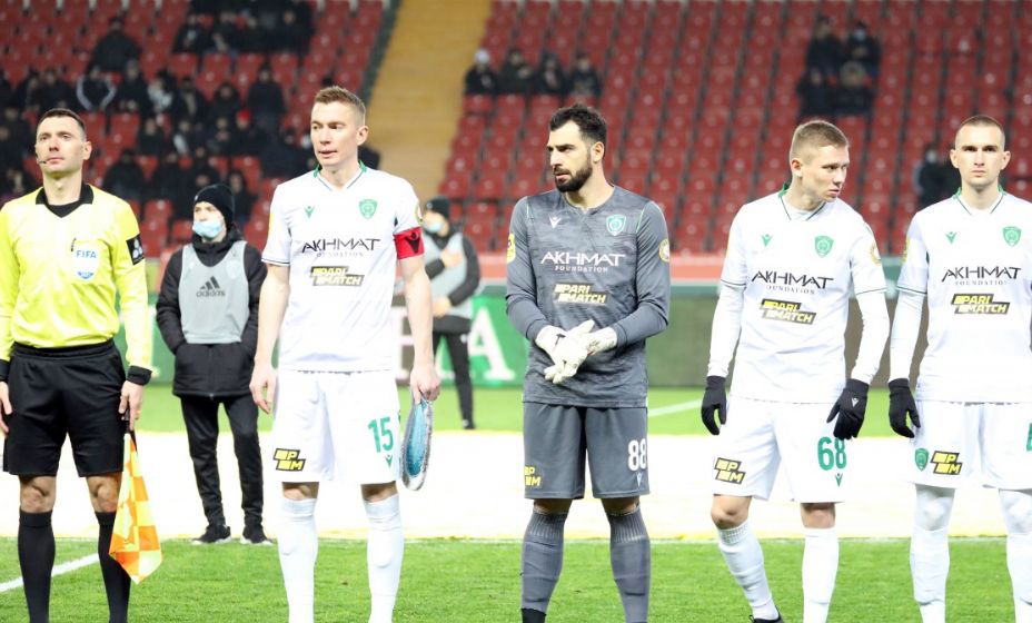 Футболисты «Ахмата» провели домашний матч в белой форме. Фото: ФК «Ахмат»