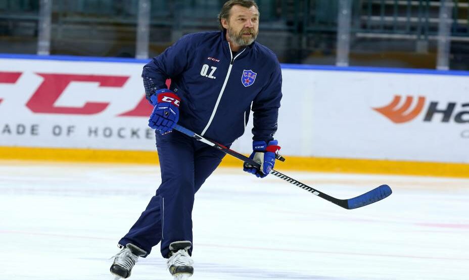 Олег Знарок, хоккей