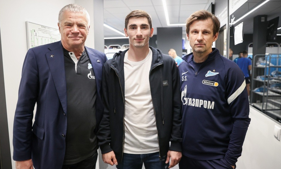 Накануне сезона Бакаев стал честью петербургского 