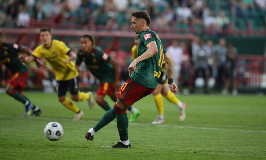 «Локомотив» и «Ростов» выдали матч с невероятной концовкой.
Фото: ФК «Локомотив»