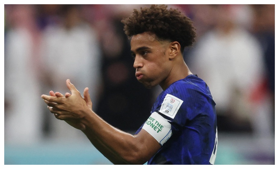 Капитан сборной США Тайлер Адамс извинился перед Ираном. Фото: Reuters