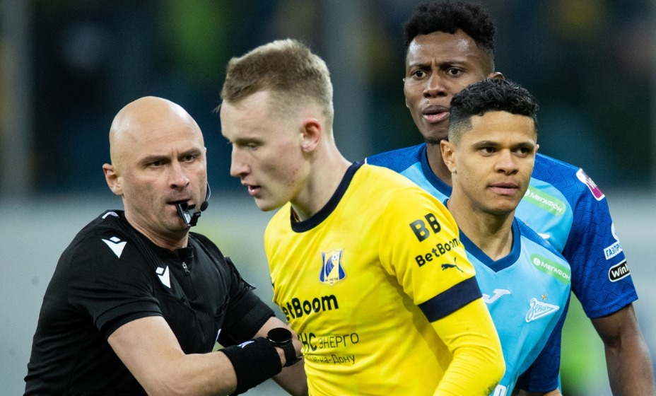 Карасев рассудил матч 