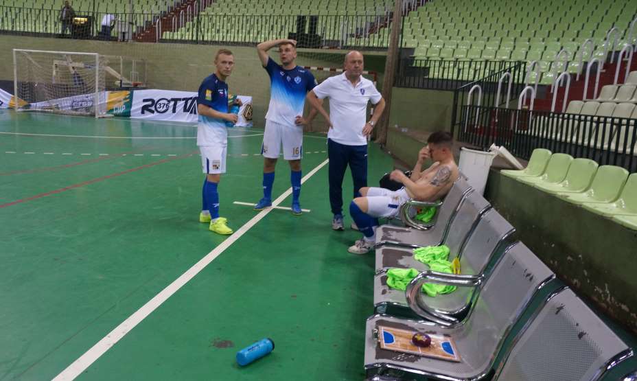 Динамовцы уступили бразильскому «Селето Маринго» и не вышли в плей-офф Межконтинентального кубка по футзалу. Фото: Кирилл Серов, КП