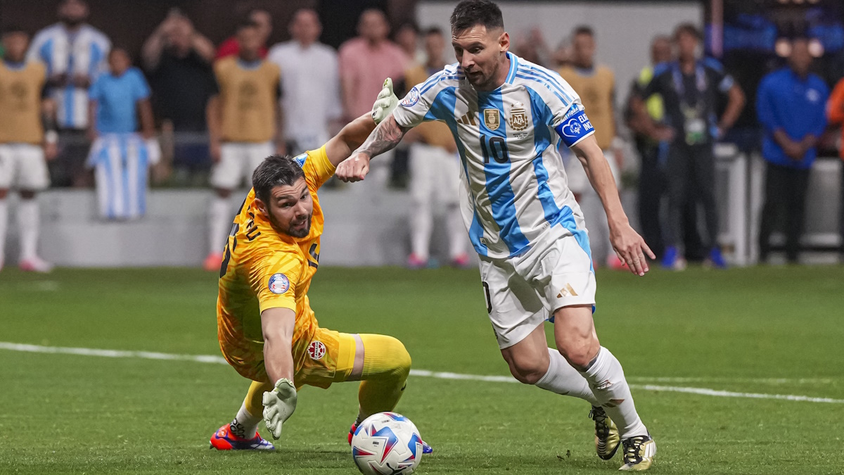 Аргентина с Месси выиграла первый матч Кубка Америки-2024 у сборной Канады. Фото: REUTERS