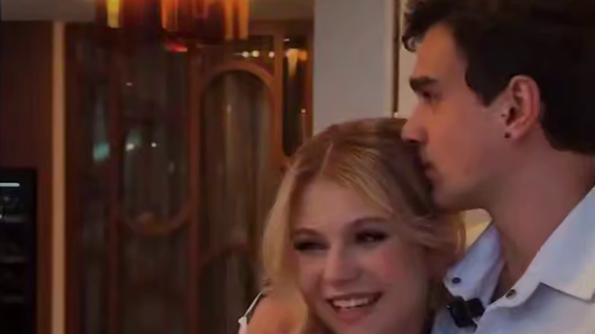 Александра Игнатова и Макар Игнатов. Фото: стоп-кадр видео