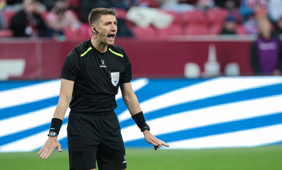 Арбитр Егор Егоров не смог покинуть Россию из-за уголовного дела. Фото: Global Look Press