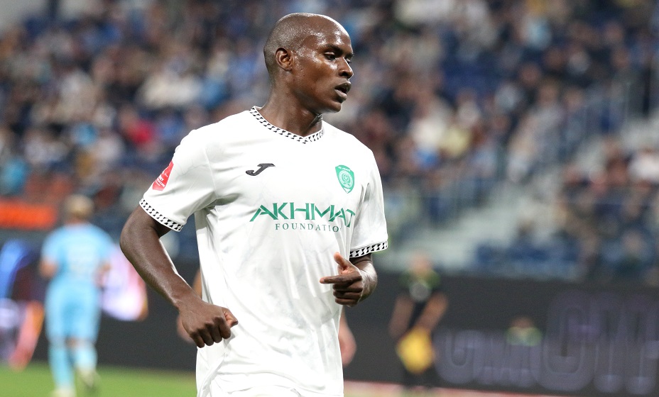 КДК РФС: Ндонг дисквалифицирован на 2 матча, Сперцян оштрафован на 150 тысяч рублей. Фото: Global Look Press