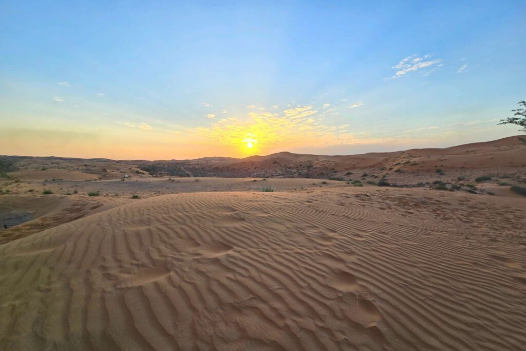 Закат в пустыне Аль-Вади.