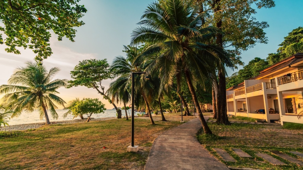 Лонли бич на острове Ко Чанг.