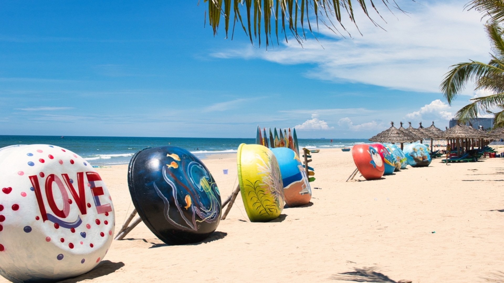 Пляж Май Кхе.